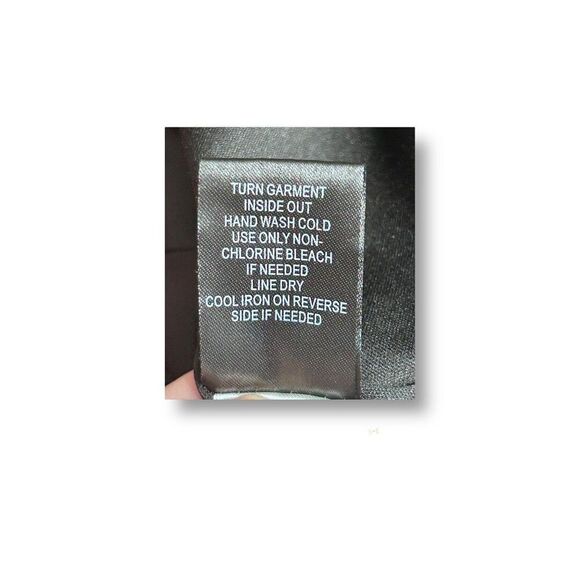 Torrid 3X Black Gold Metallic Stripe Halter Top Sleeveless Shiny Party Blouse - Picture 4 of 12